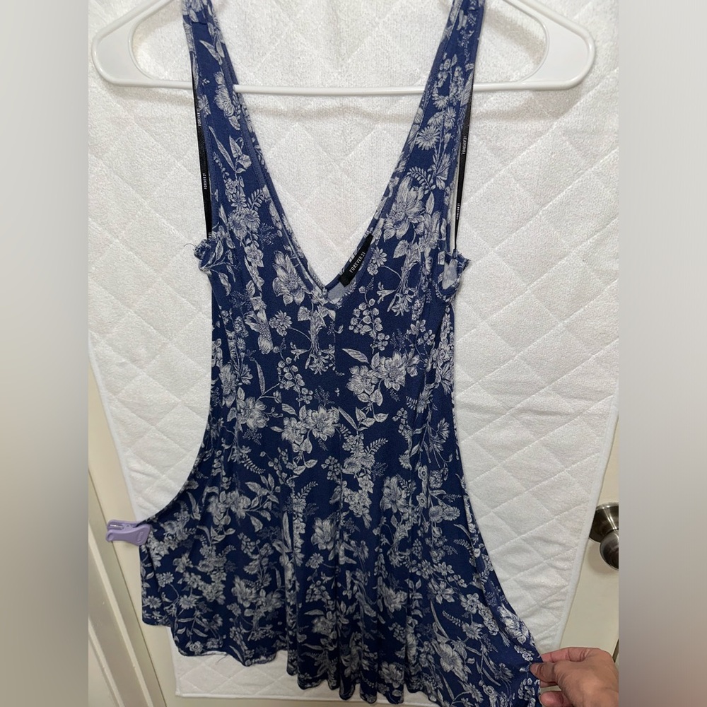 Forever 21 Blue and White Floral Dress